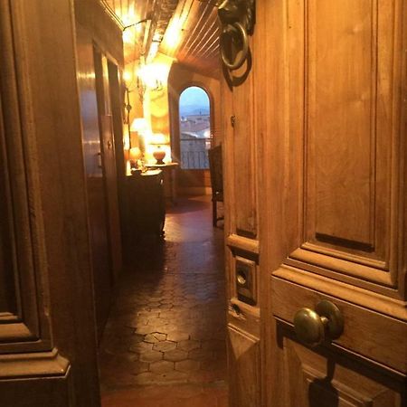 Light Filled Penthouse In Old Antibes. Heart Of The Riviera Apartamento Exterior foto